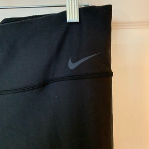 Nike Pants - Nike leggings Capri black XL Nike Pants - Nike leggings Capri black XL